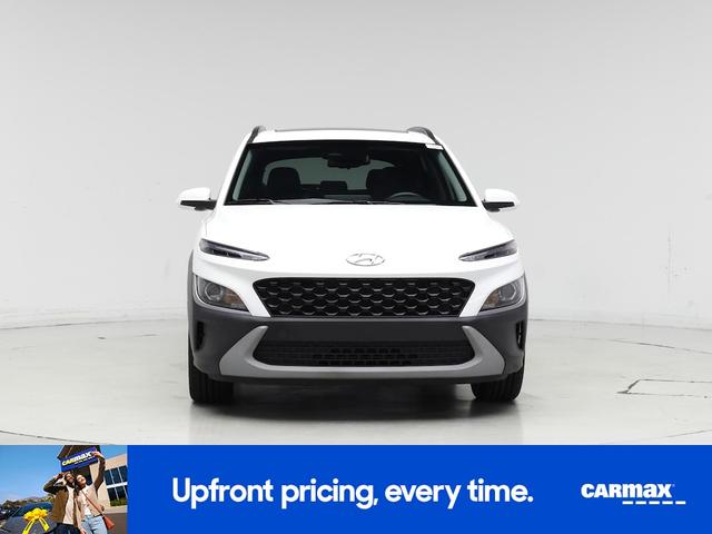 Photo of 2023 White Hyundai KONA
