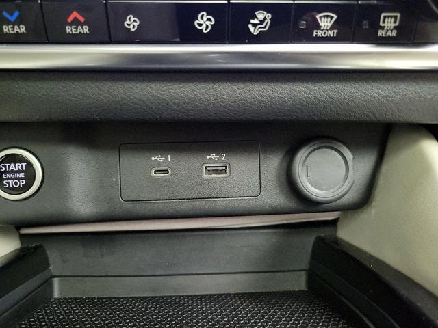 Photo of 2023 Blue Nissan Rogue