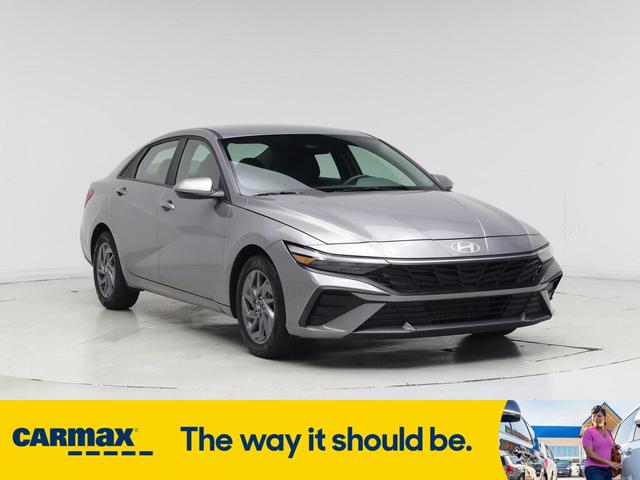 2024 Hyundai Elantra