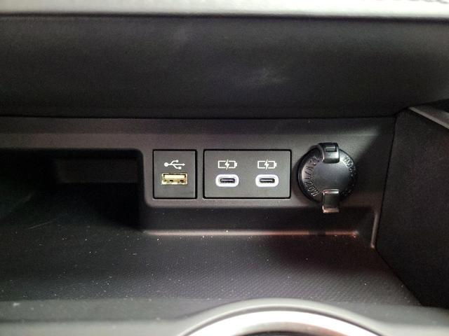Photo of 2023 Black Toyota Highlander