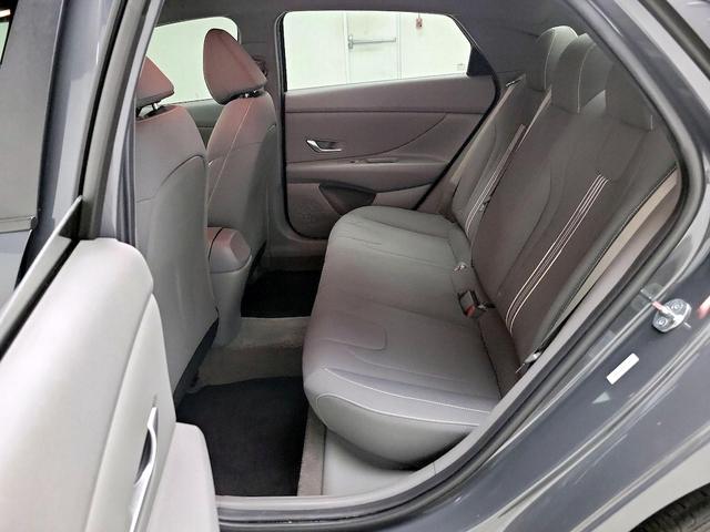 Photo of 2023 Gray Hyundai ELANTRA