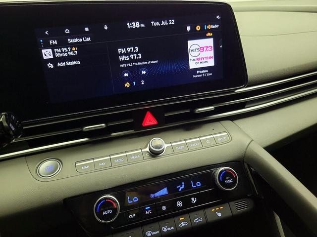Photo of 2023 Gray Hyundai ELANTRA
