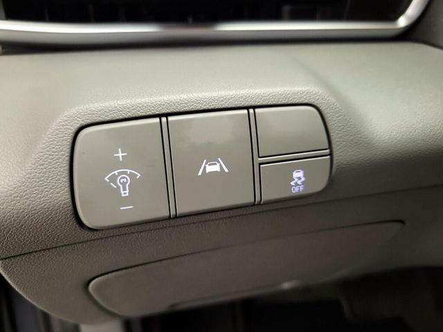 Photo of 2023 Gray Hyundai ELANTRA