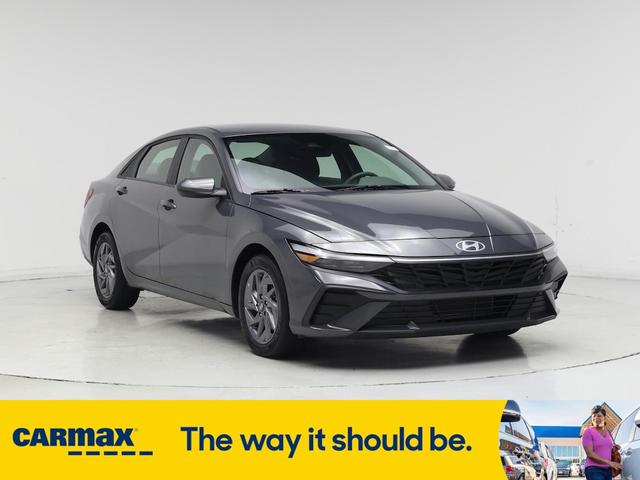 2024 Hyundai Elantra