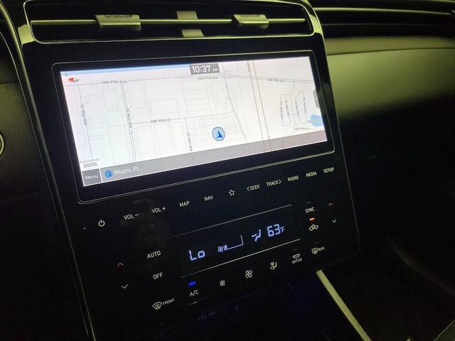Photo of 2022 Tan Hyundai SANTA CRUZ