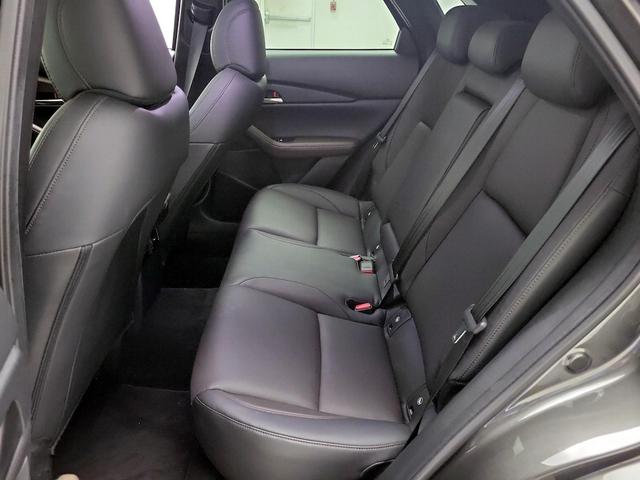 Photo of 2022 Gray Mazda CX-30