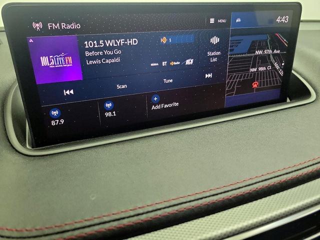 Photo of 2023 Gray Acura MDX