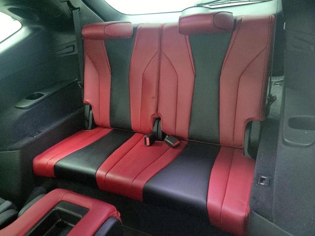 Photo of 2023 Gray Acura MDX