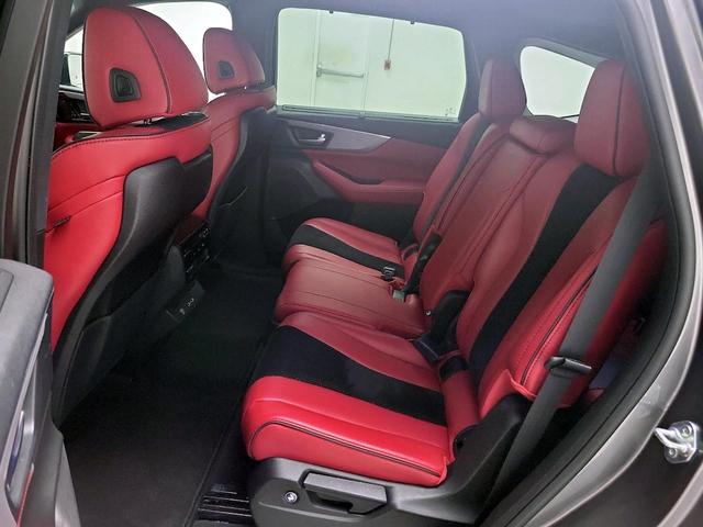 Photo of 2023 Gray Acura MDX