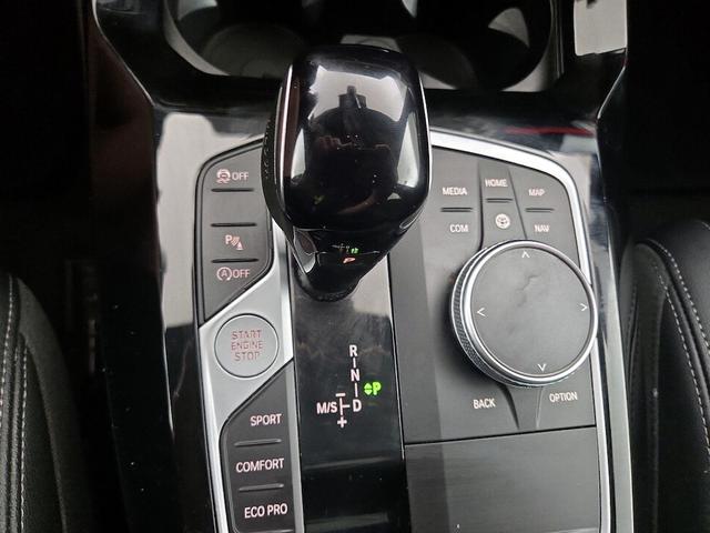 Photo of 2023 White BMW X3