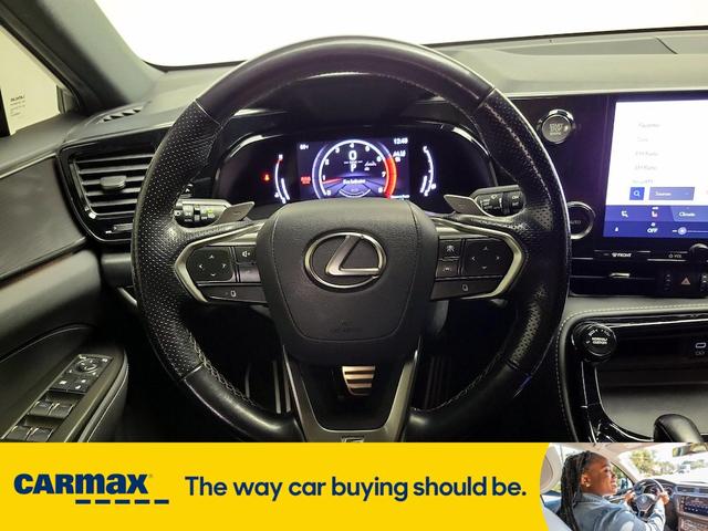 Photo of 2022 White Lexus NX 350