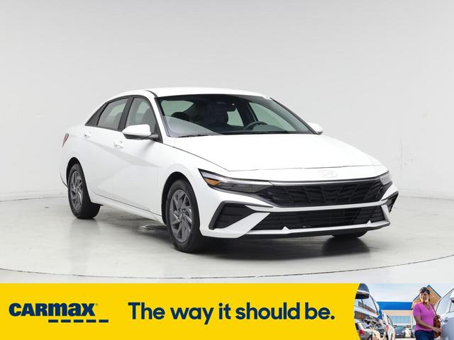 2024 Hyundai Elantra