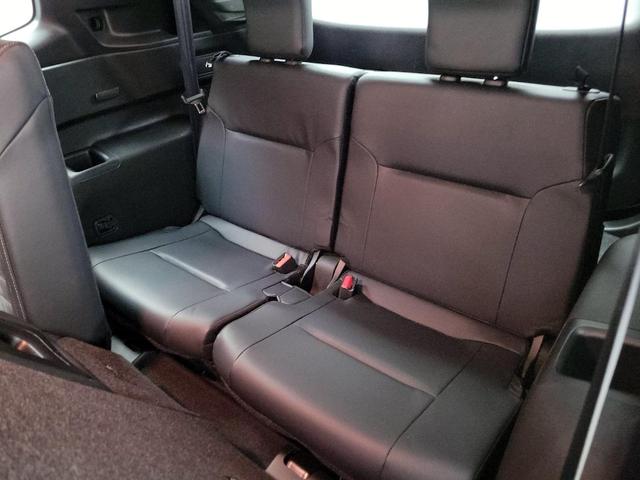 Photo of 2023 White Mitsubishi Outlander