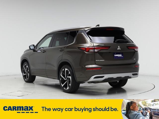 Photo of 2022 Brown Mitsubishi Outlander