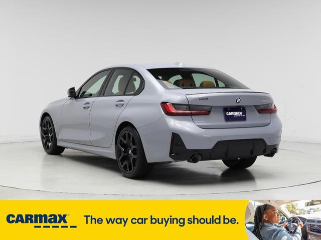 Photo of 2025 Gray BMW 330