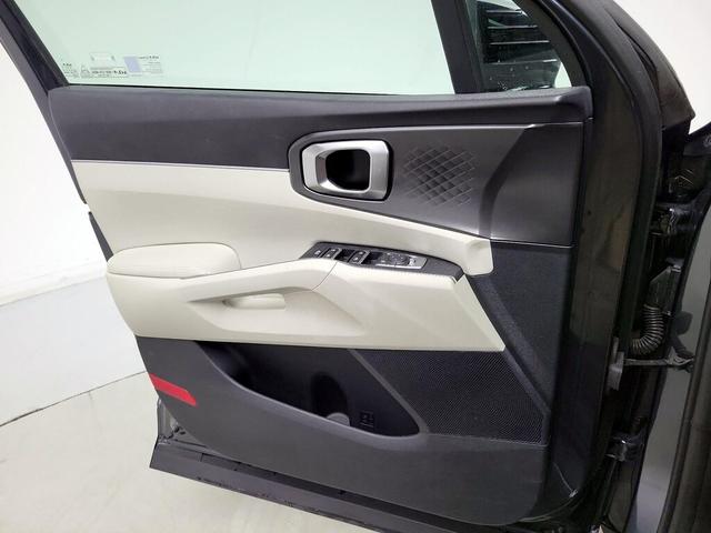 Photo of 2023 Gray Kia Sorento