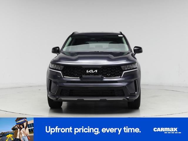 Photo of 2023 Gray Kia Sorento