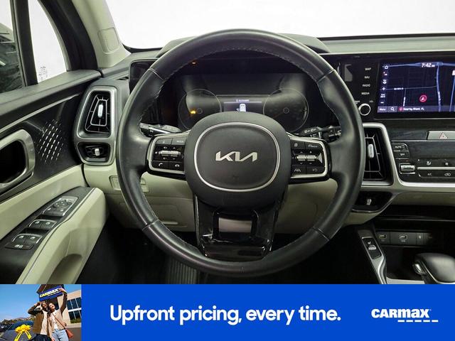 Photo of 2023 Gray Kia Sorento