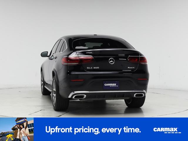 Photo of 2021 Black Mercedes-Benz GLC 300