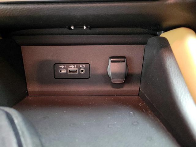 Photo of 2020 Red Nissan Sentra