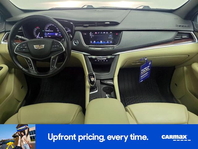 Photo of 2019 Blue Cadillac XT5