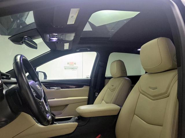 Photo of 2019 Blue Cadillac XT5