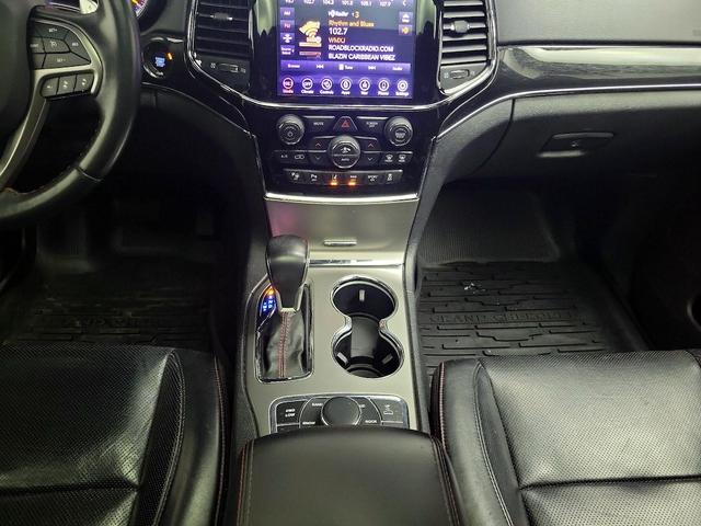 Photo of 2020 Blue Jeep Grand Cherokee
