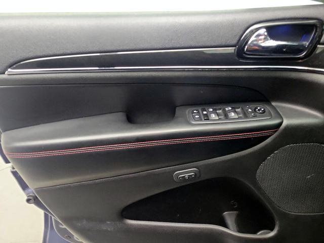 Photo of 2020 Blue Jeep Grand Cherokee