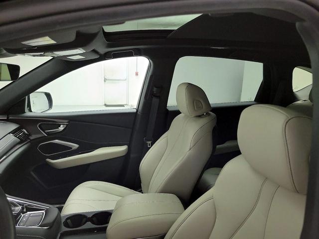 Photo of 2025 Black Acura RDX