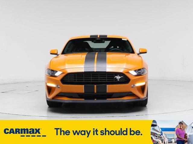Photo of 2021 Orange Ford Mustang