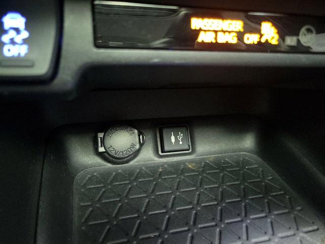 Photo of 2019 Gray Toyota RAV4
