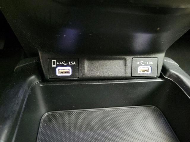 Photo of 2020 White Honda CR-V
