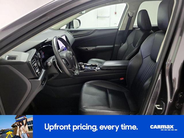 Photo of 2023 Gray Lexus NX 250