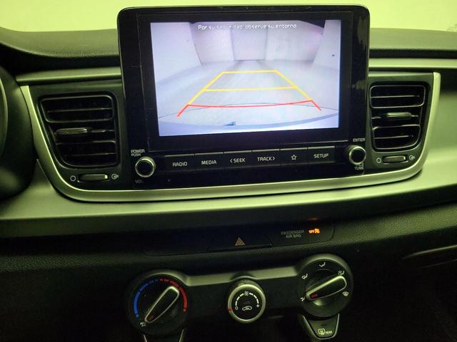Photo of 2021 Silver Kia Rio