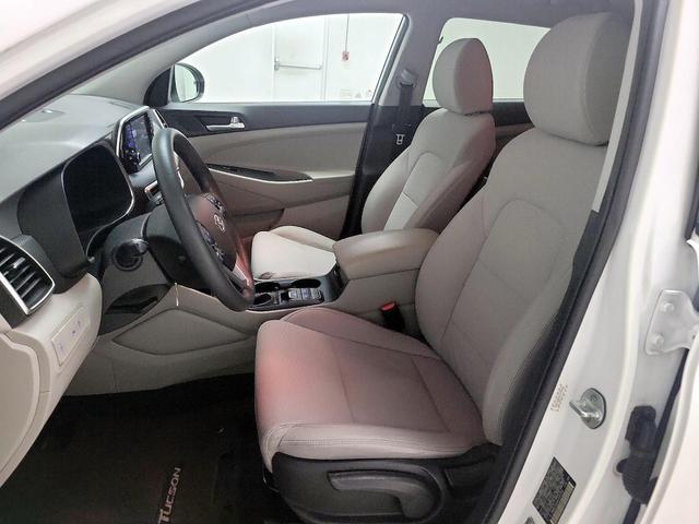 Photo of 2020 White Hyundai TUCSON