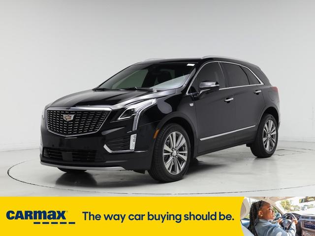 Photo of 2022 Black Cadillac XT5