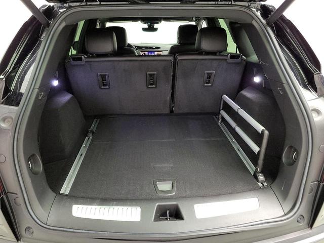 Photo of 2022 Black Cadillac XT5