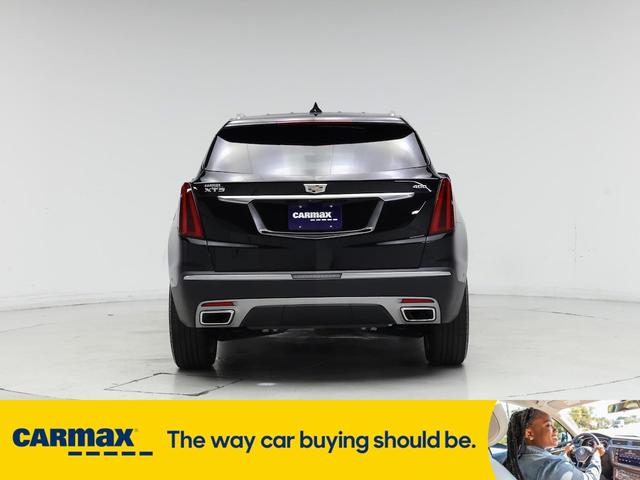 Photo of 2022 Black Cadillac XT5