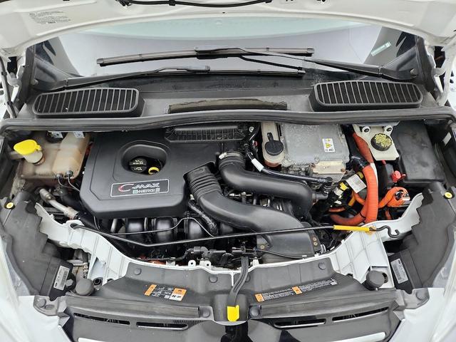 Photo of 2013 White Ford C-Max Energi