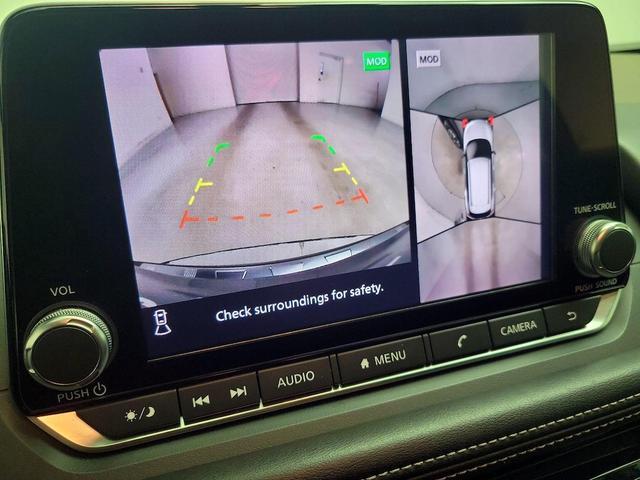 Photo of 2021 Gray Nissan Rogue
