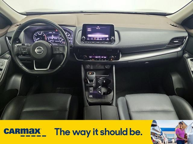 Photo of 2021 Gray Nissan Rogue