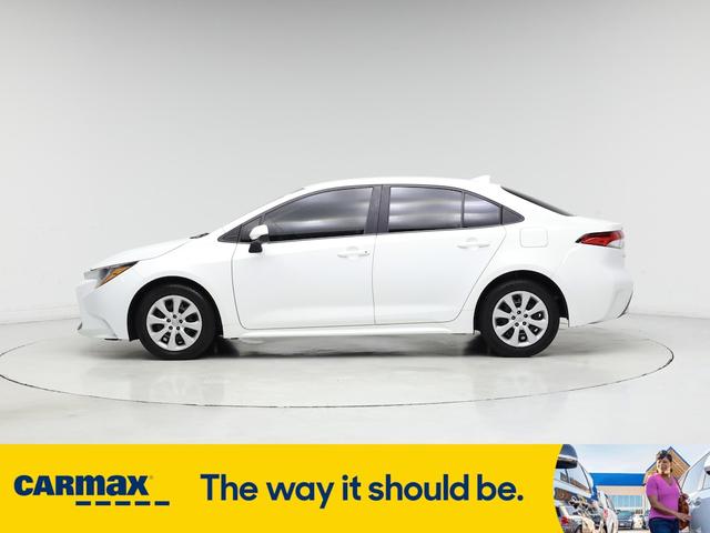 Photo of 2020 White Toyota Corolla