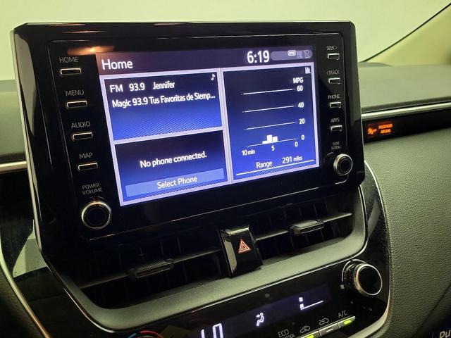 Photo of 2020 White Toyota Corolla