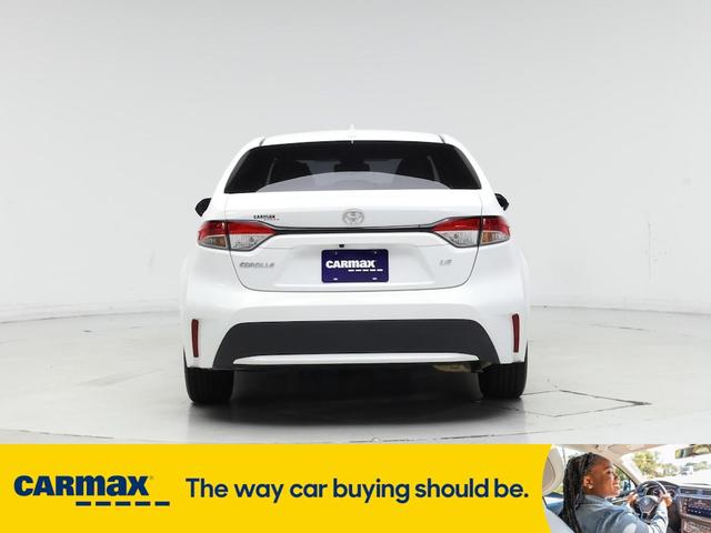 Photo of 2020 White Toyota Corolla