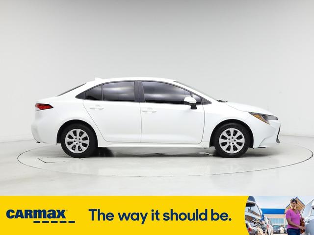 Photo of 2020 White Toyota Corolla