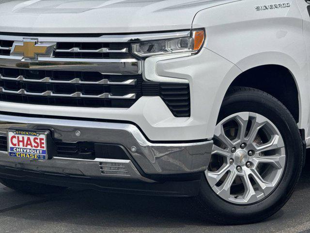 Photo of 2023 Summit White Chevrolet Silverado 1500