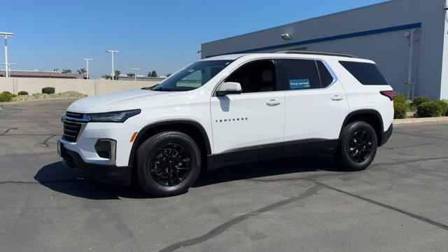 Photo of 2023 Summit White Chevrolet Traverse