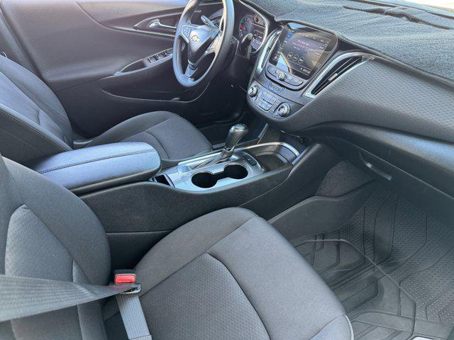 Photo of 2020 Shadow Gray Metallic Chevrolet Malibu