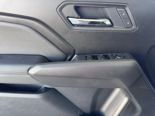 Photo of 2026 Summit White Chevrolet Colorado