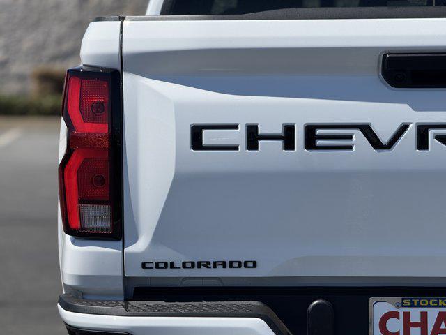 Photo of 2026 Summit White Chevrolet Colorado